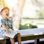 (子ども撮影あるある)子どもがカメラに近寄りすぎてしまう時の対処法!